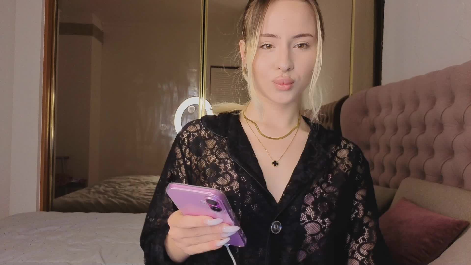 Bella-crazyy Live Sex June 5, 2026