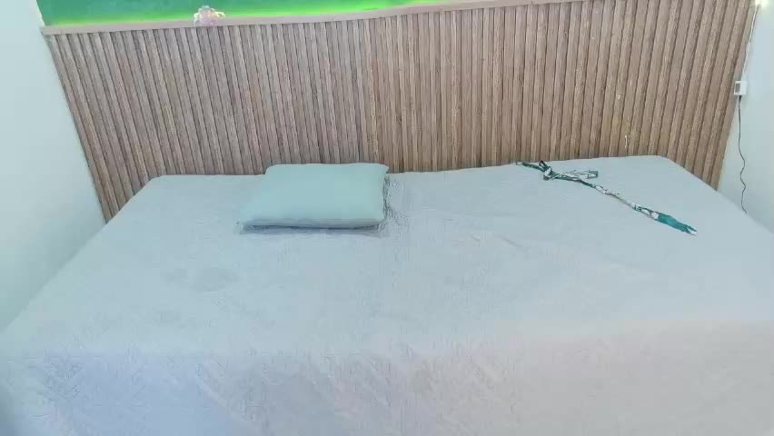 adams_niki Live Sex June 5, 2026