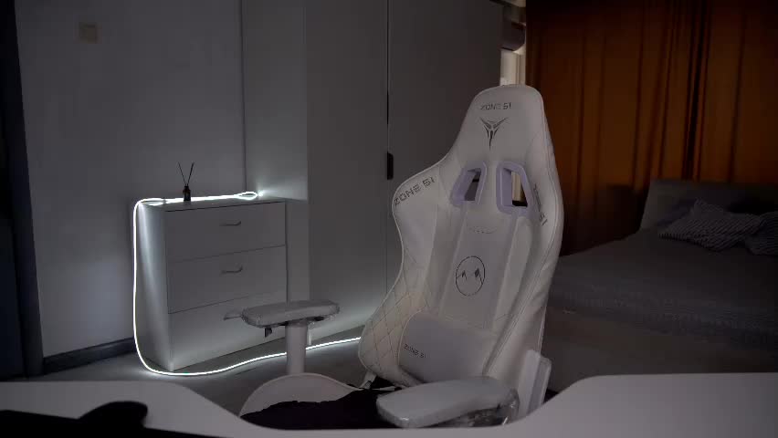 evelina_fox Live Sex June 5, 2026