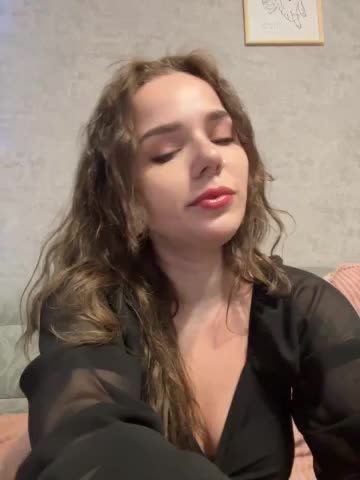 MiniNika Live Sex June 5, 2026