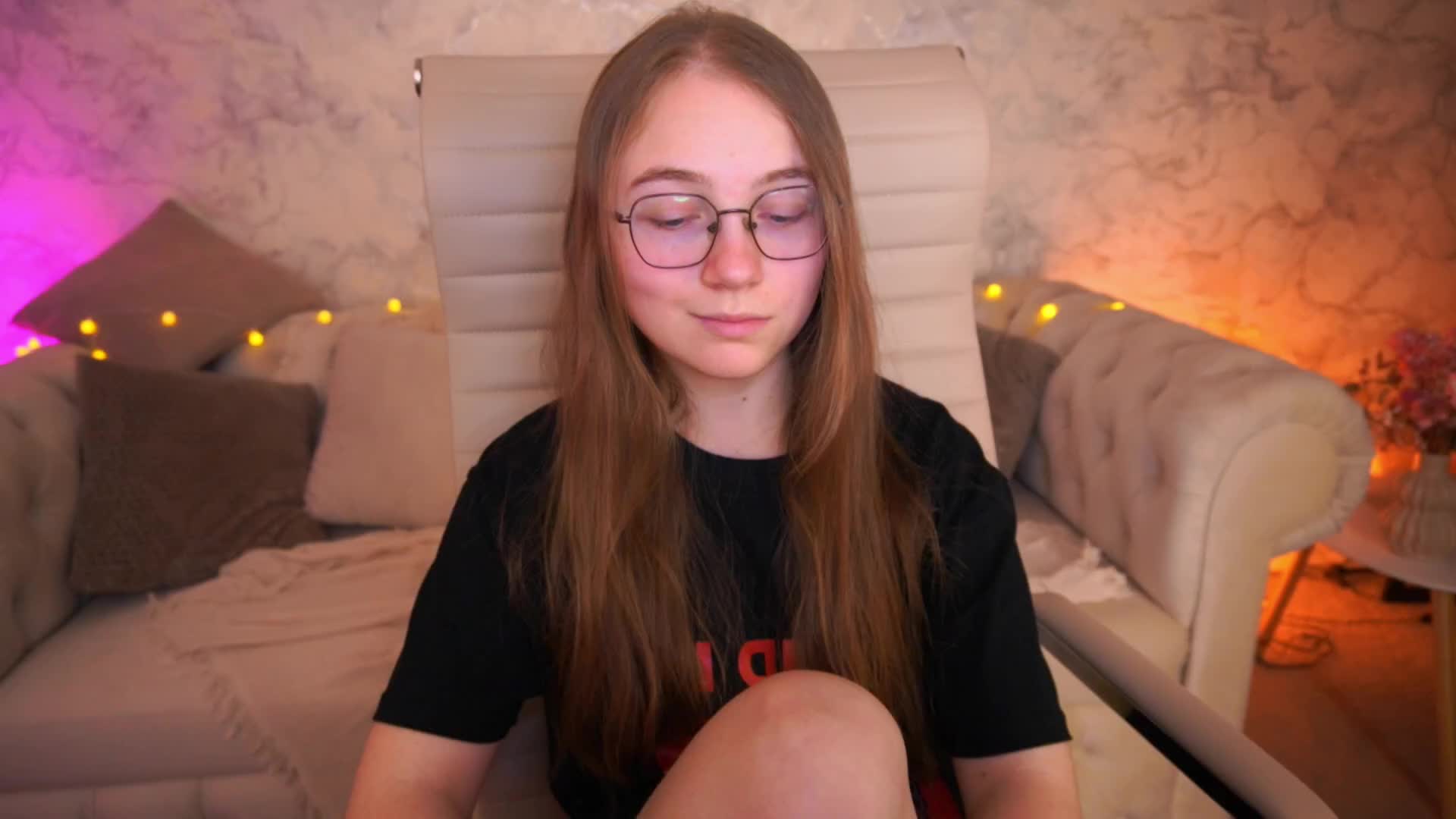 ArrinaWairr Live Sex June 5, 2026