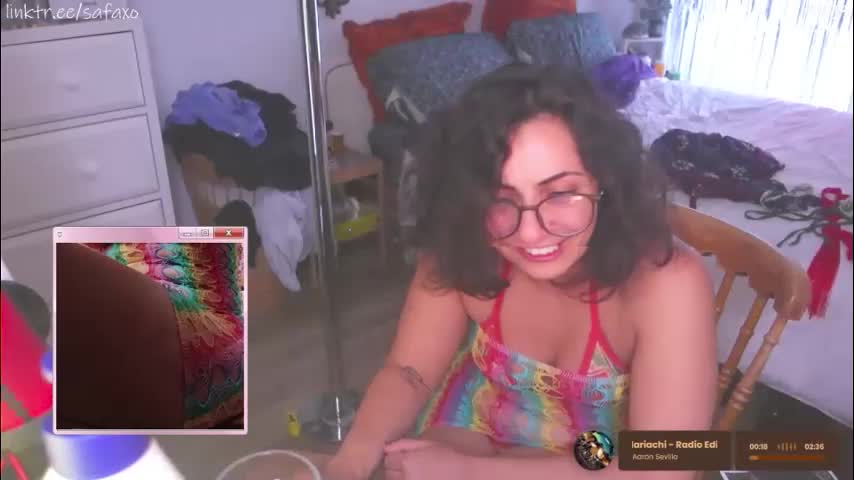 safaeri Live Sex June 6, 2026