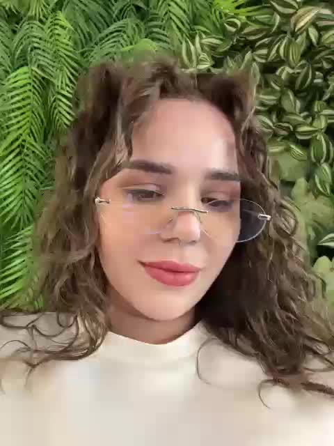 MiniNika Live Sex June 7, 2026