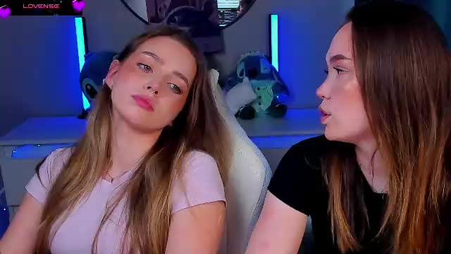 top_twins Live Sex June 7, 2026