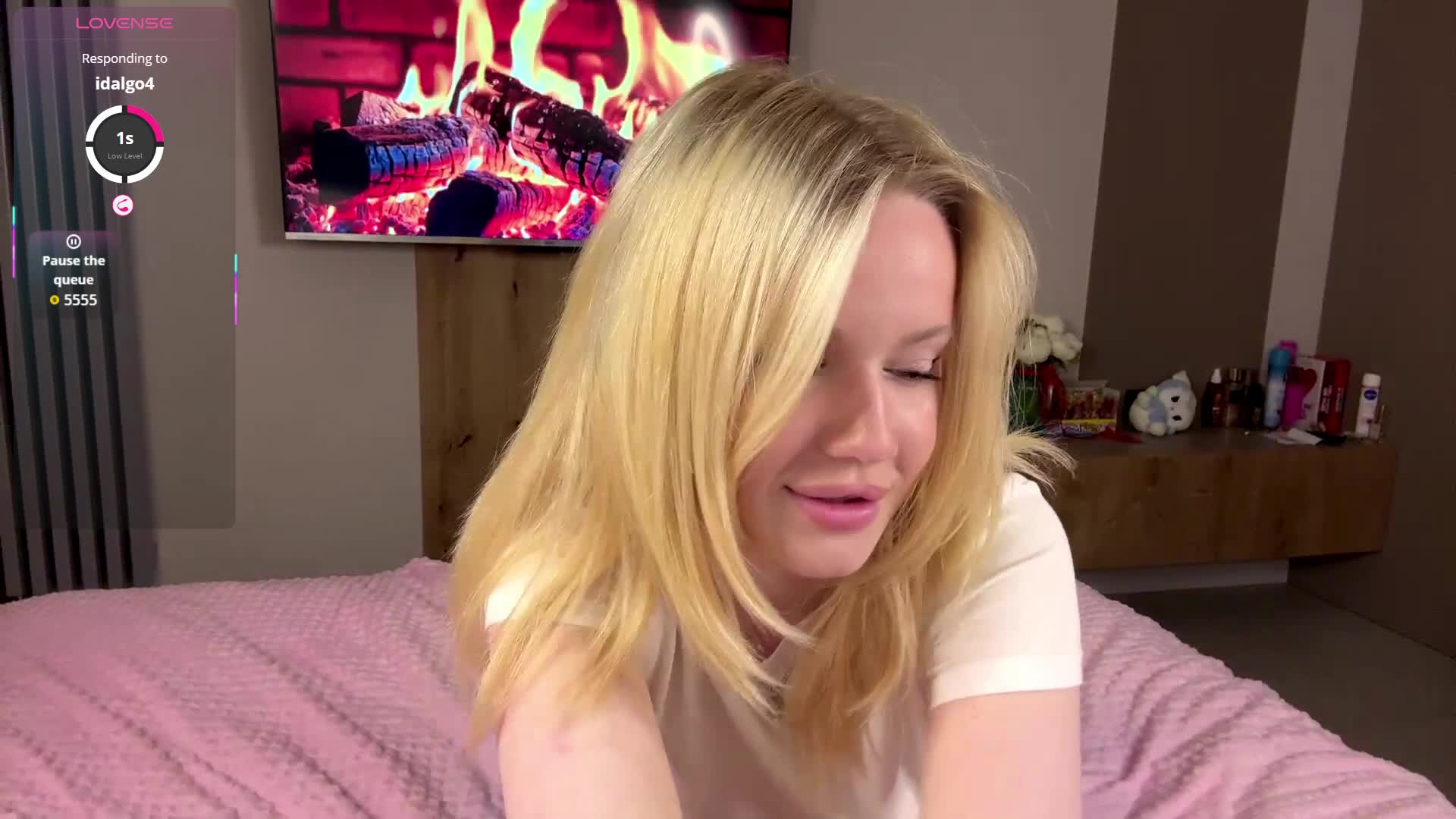 moonavelle Live Sex June 7, 2026