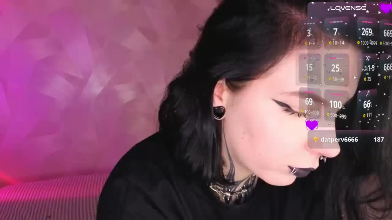 Vivi-Squirrel Live Sex June 8, 2026