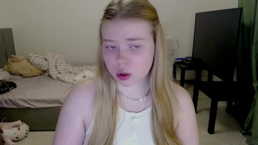 kitten_jenny01 Live Sex June 8, 2026