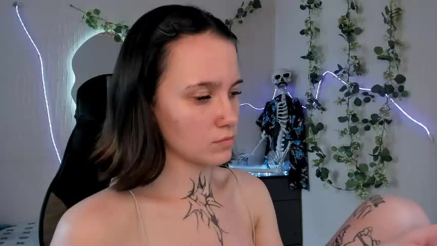 elastikiss Live Sex June 8, 2026
