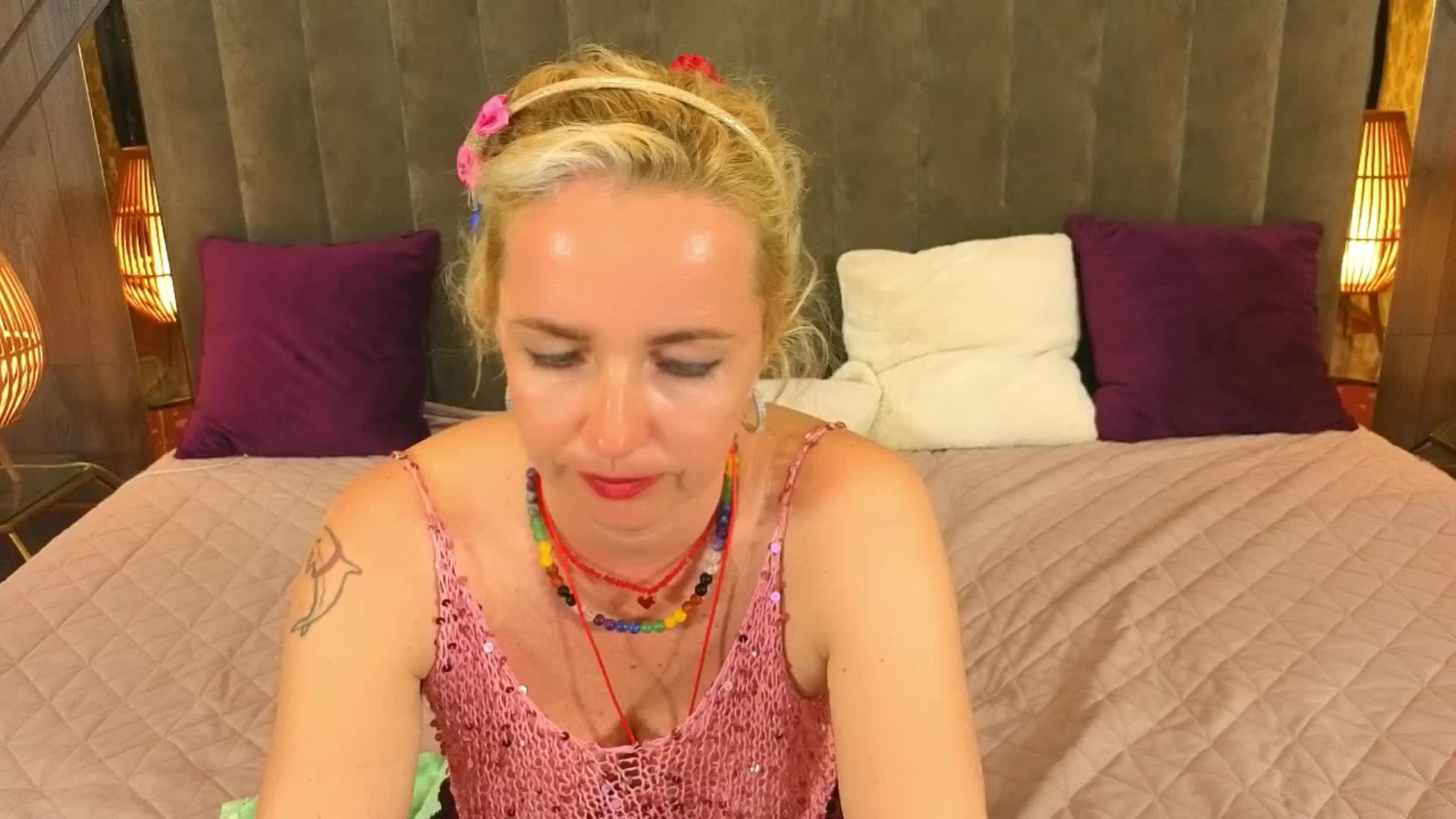 AlaskaSia Live Sex June 8, 2026