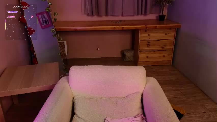 taissa_farmiga Live Sex June 8, 2026