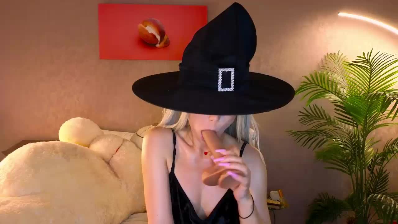 Sonya-Love Live Sex June 8, 2026