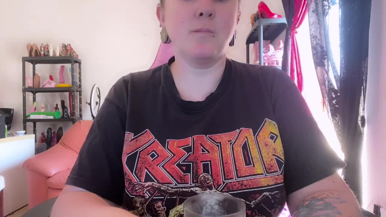 NylonQueen Live Sex June 9, 2026