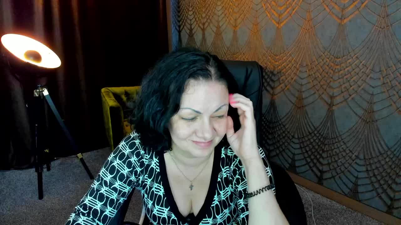 IrissMoon Live Sex June 9, 2026