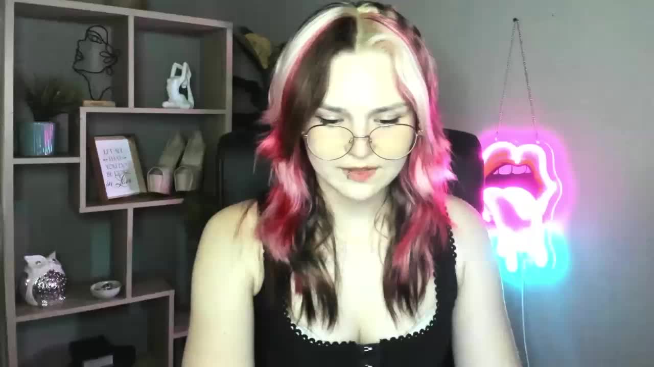 SweetLilyxo Live Sex June 9, 2026