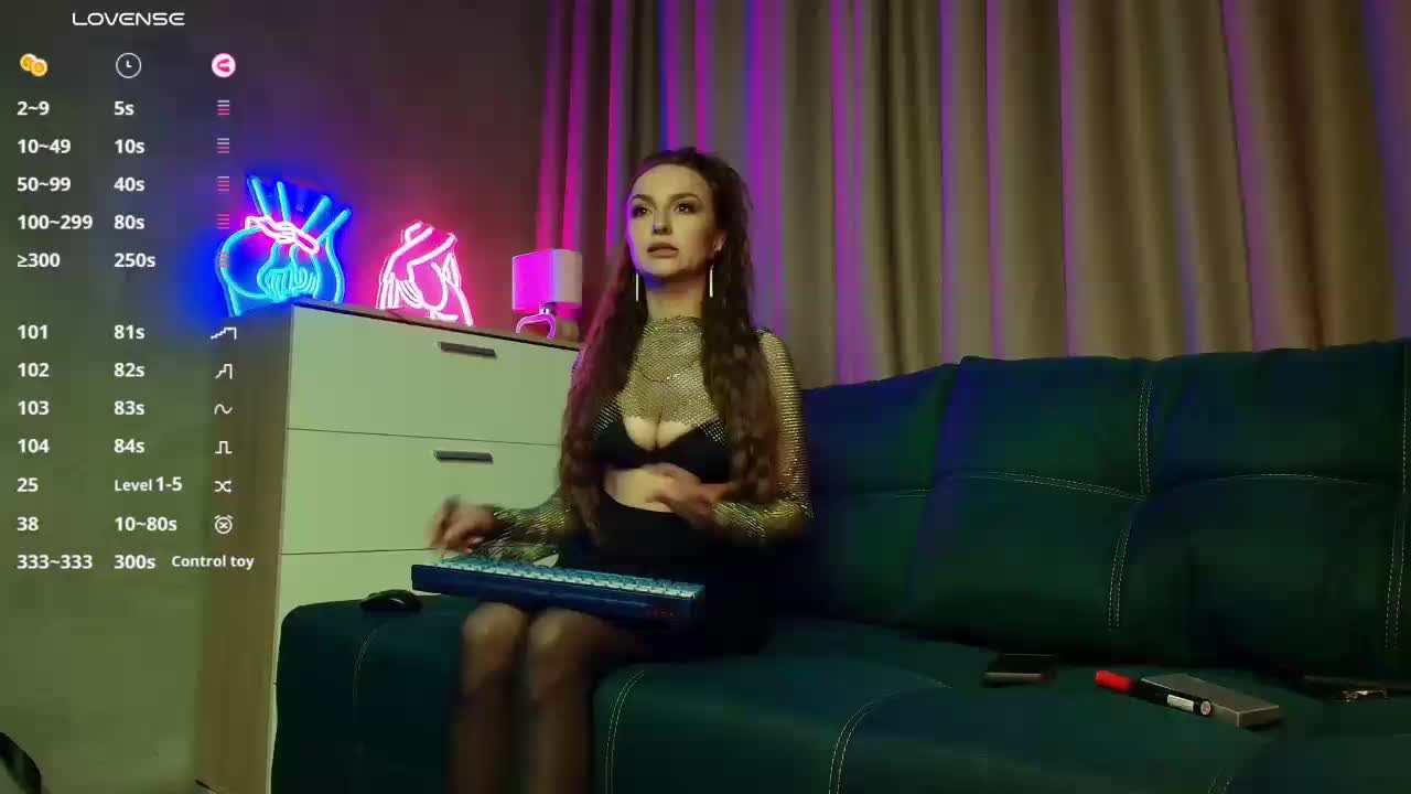 KateAmple Live Sex June 9, 2026