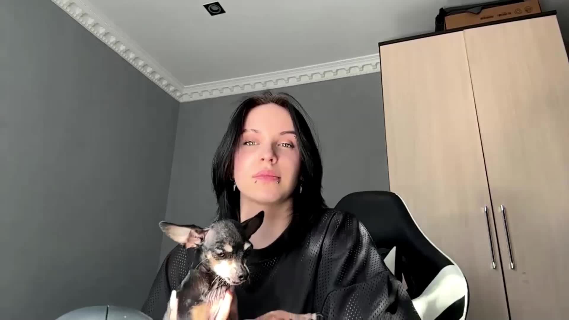 tootightwiththong Live Sex June 9, 2026