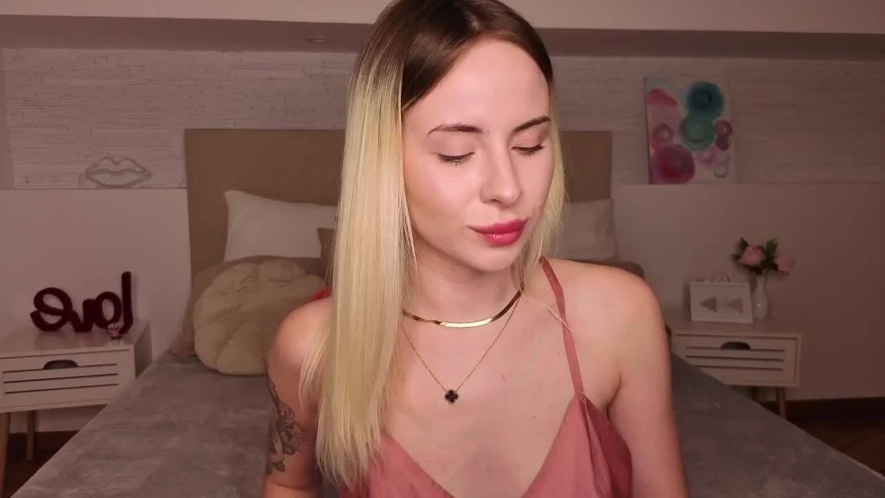 Bella-crazyy Live Sex June 9, 2026