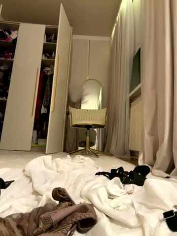 Ekaterina2221 Live Sex June 9, 2026