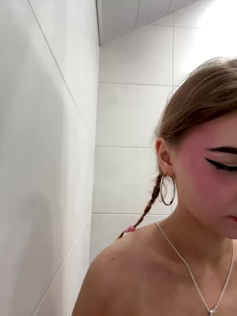 -Nezukoo- Live Sex June 10, 2026