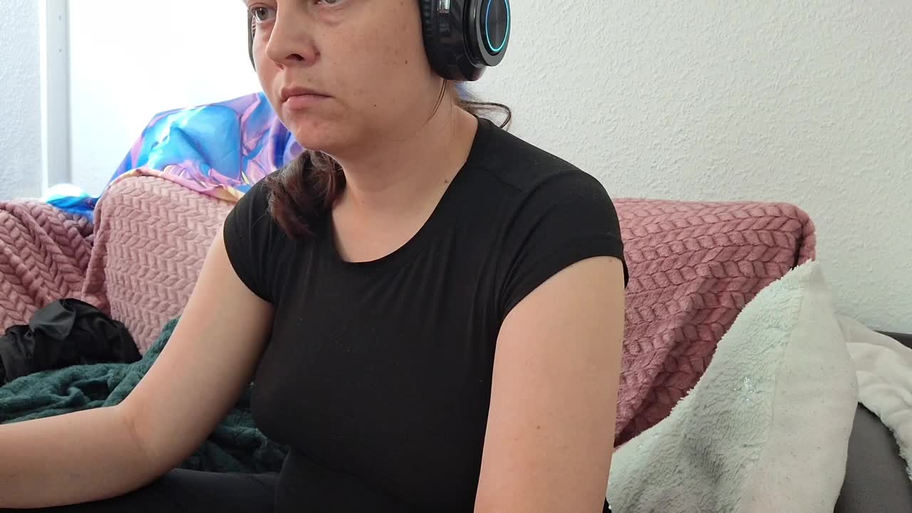 CyndeeWinter Live Sex June 10, 2026