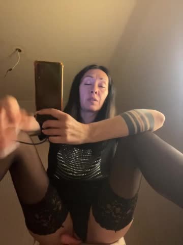 Karolina_Milf Live Sex June 10, 2026