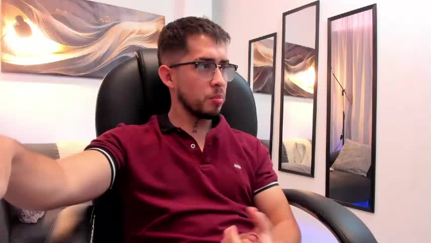 tommas_johnson Live Sex June 11, 2026