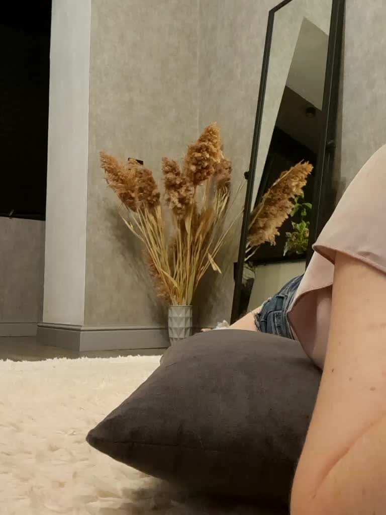 Sofaa Live Sex June 11, 2026