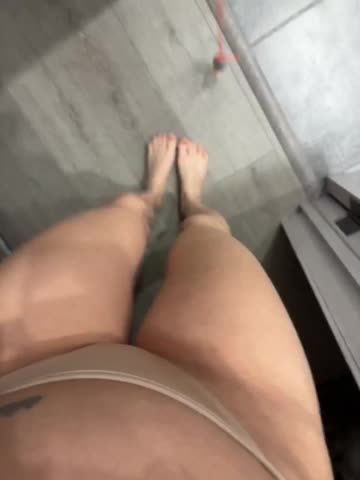 v_-_-_v Live Sex June 12, 2026