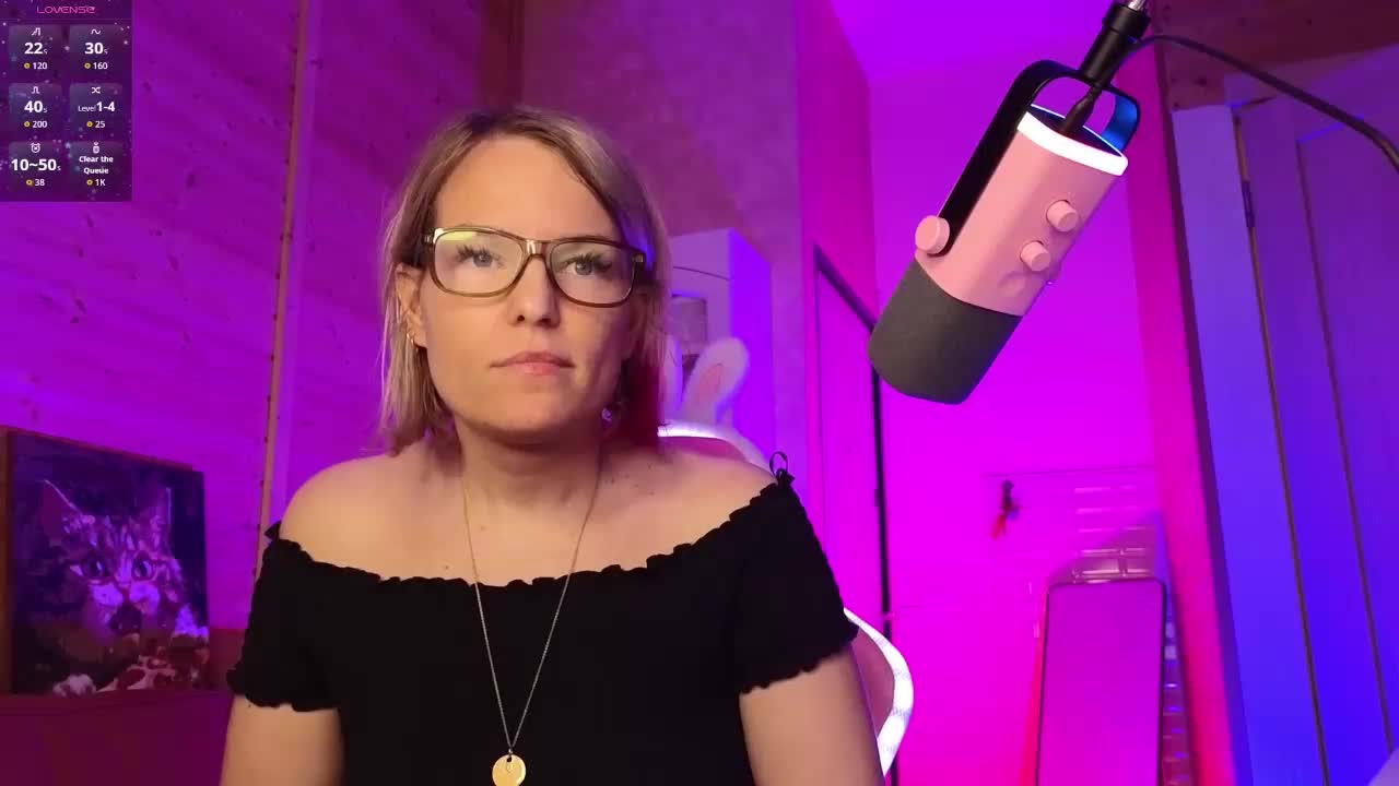 Findom_Lady_Shine Live Sex June 12, 2026