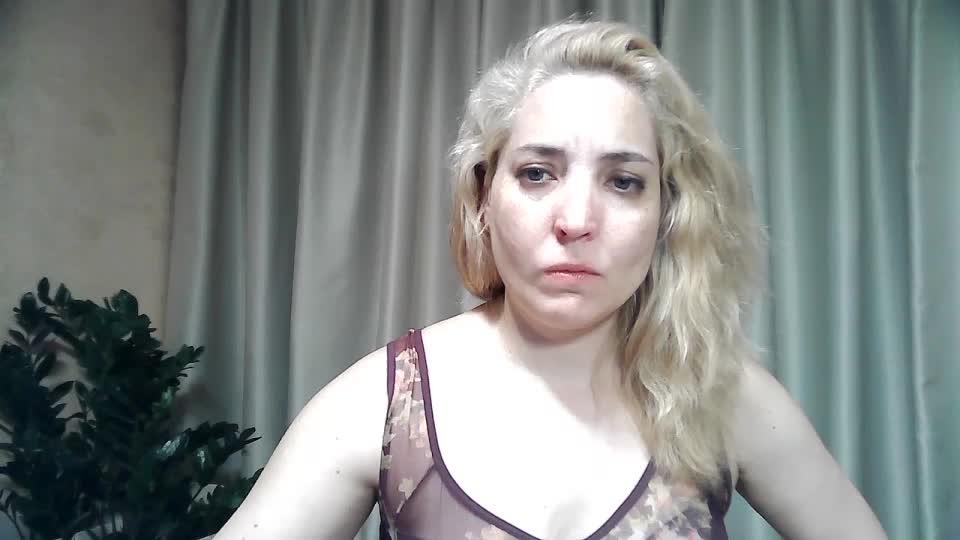 mariska-kiska Live Sex June 12, 2026
