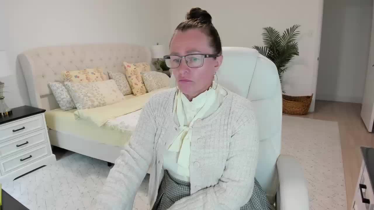 -Michelle- Live Sex June 12, 2026