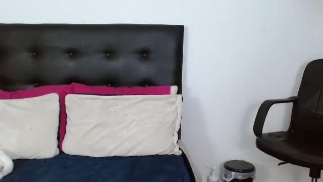 sweetyiris Live Sex June 12, 2026