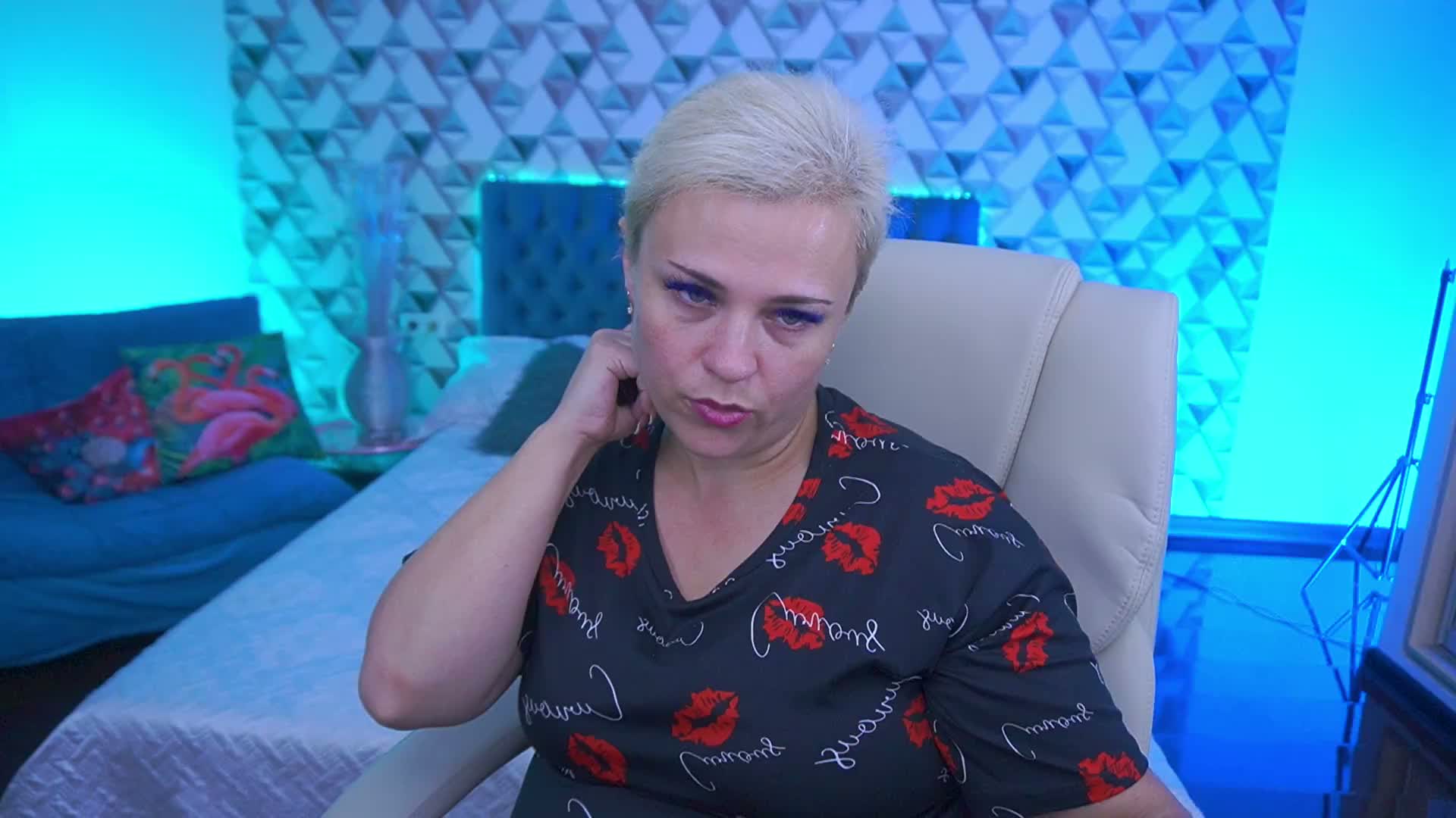 CrystalVibe Live Sex June 12, 2026
