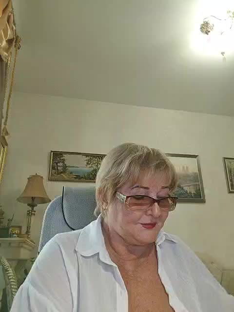 KarinkaSweet Live Sex June 13, 2026