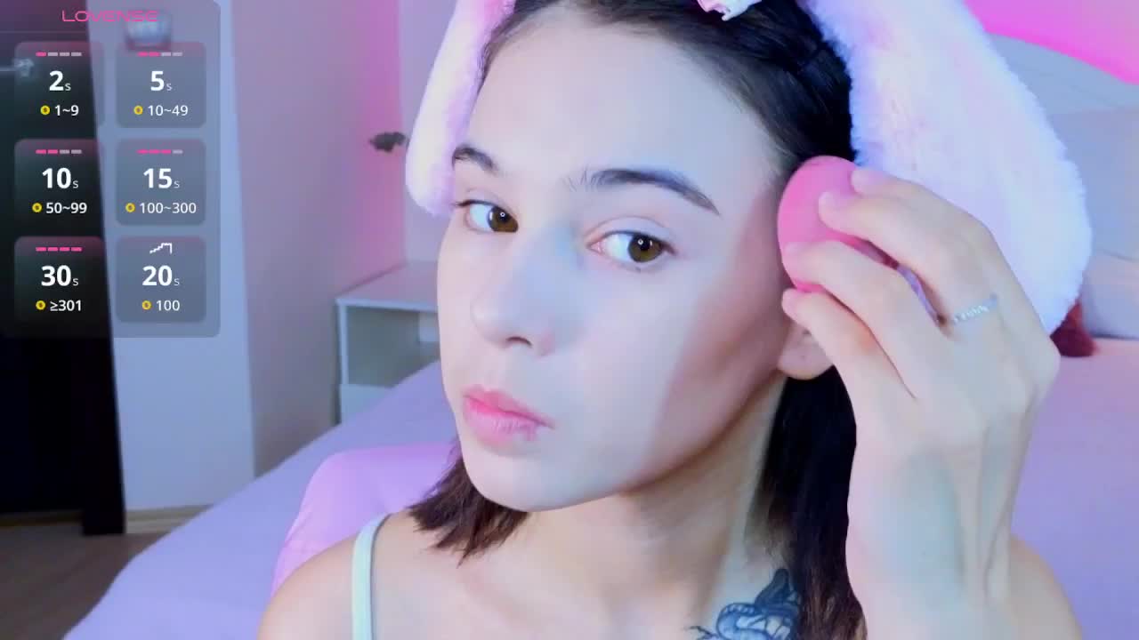 CoralineJones Live Sex June 13, 2026