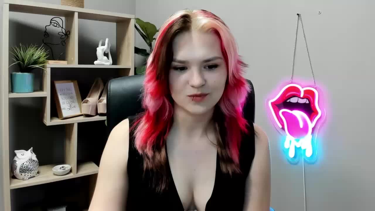 SweetLilyxo Live Sex June 13, 2026