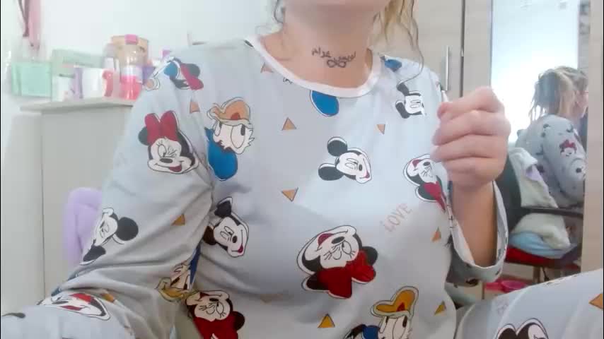 zoe_sexy69 Live Sex June 13, 2026