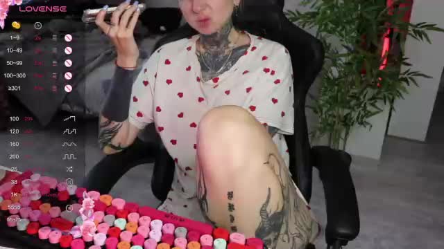 _viv1an_ Live Sex June 14, 2026
