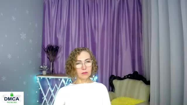 queen_a_n_i Live Sex June 14, 2026