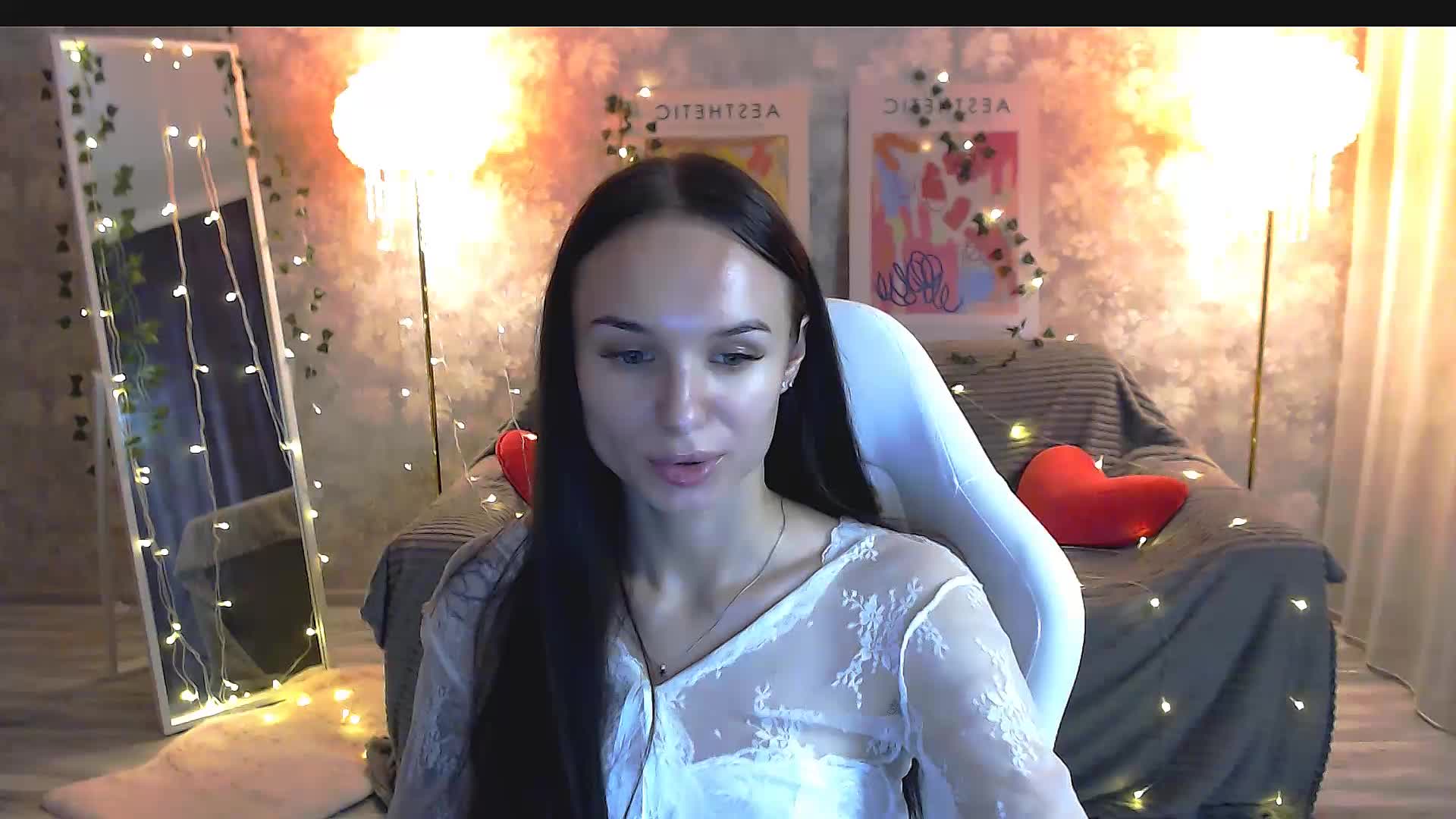 NicoleMerz Live Sex June 14, 2026