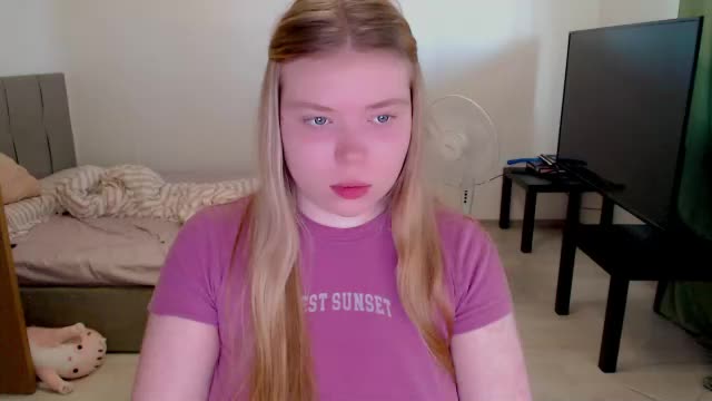 kitten_jenny01 Live Sex June 14, 2026