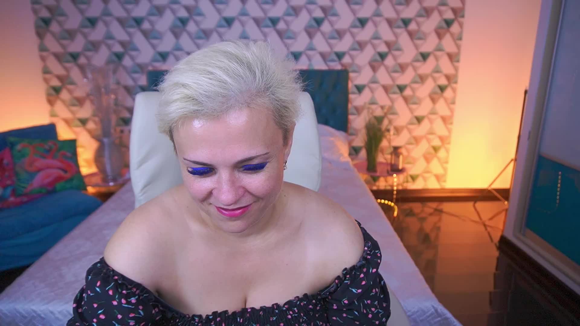 CrystalVibe Live Sex June 15, 2026
