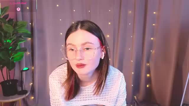 jennyfer_me Live Sex June 15, 2026