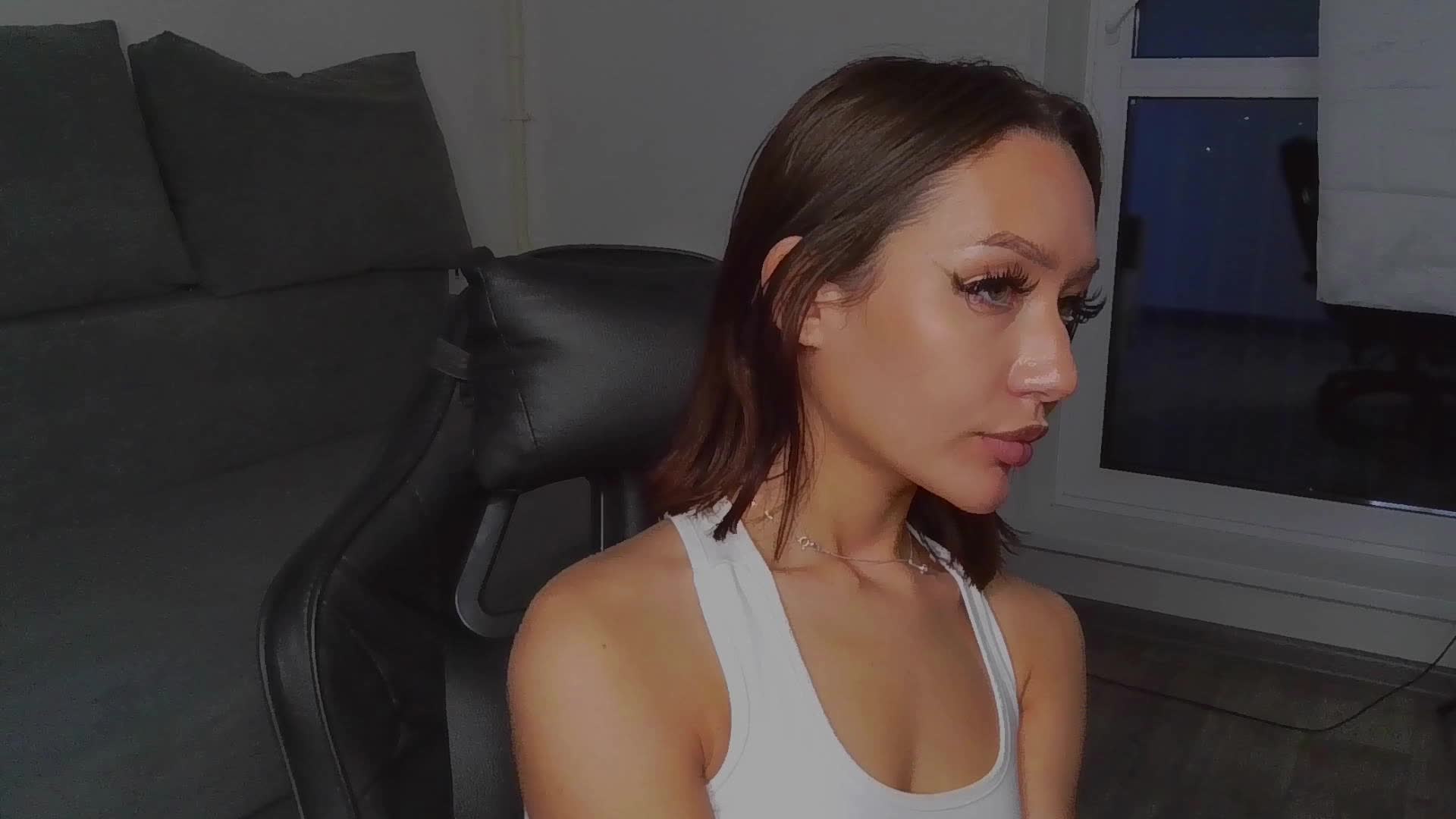 LisaShultz Live Sex June 15, 2026