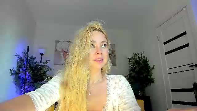 super_peach Live Sex June 15, 2026