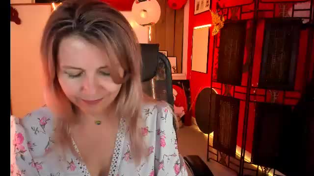 nicolehits Live Sex June 15, 2026
