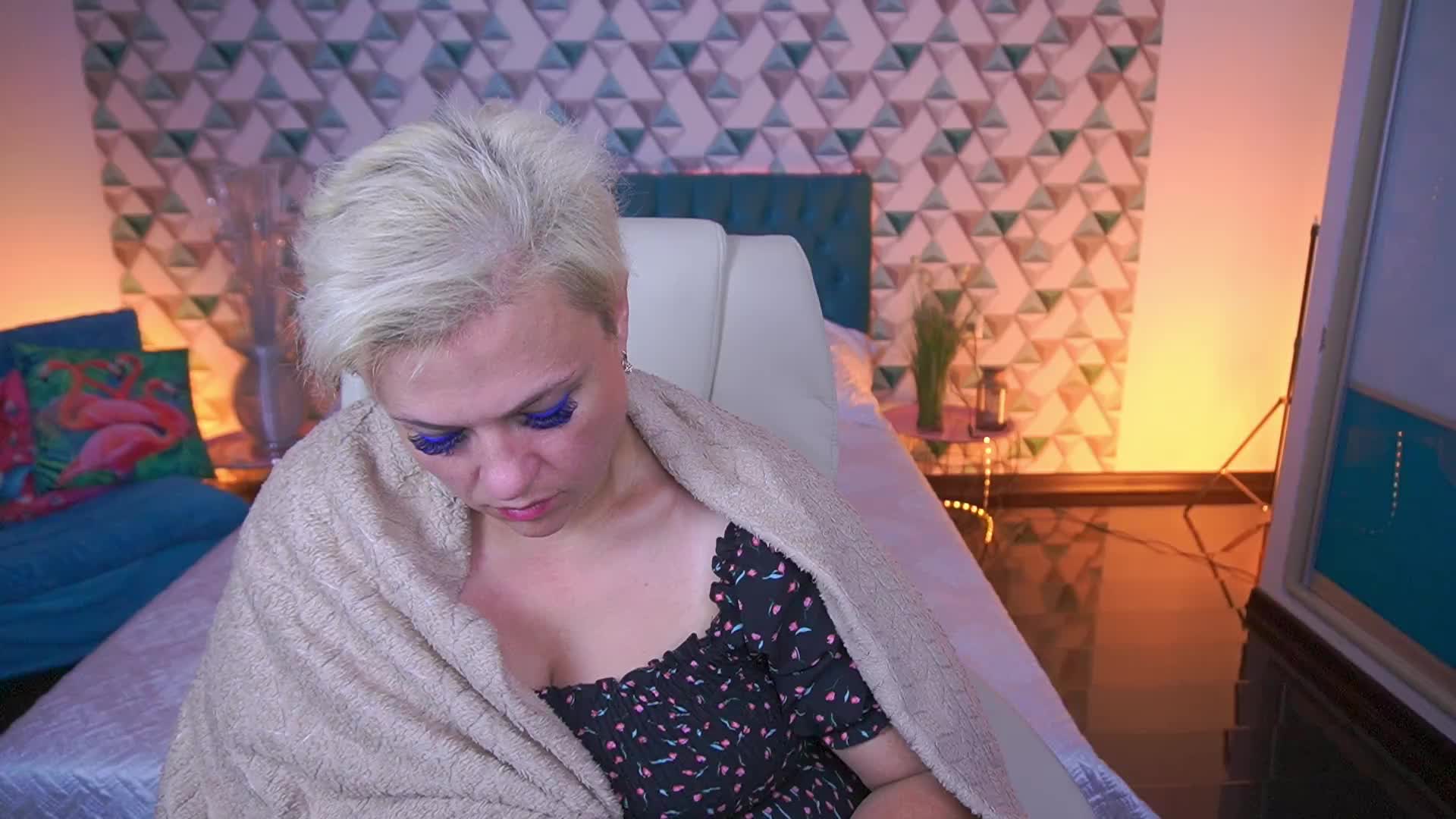 CrystalVibe Live Sex June 15, 2026