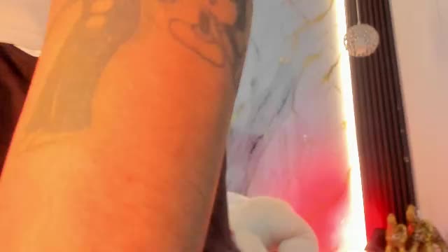 _cannabitch Live Sex June 15, 2026