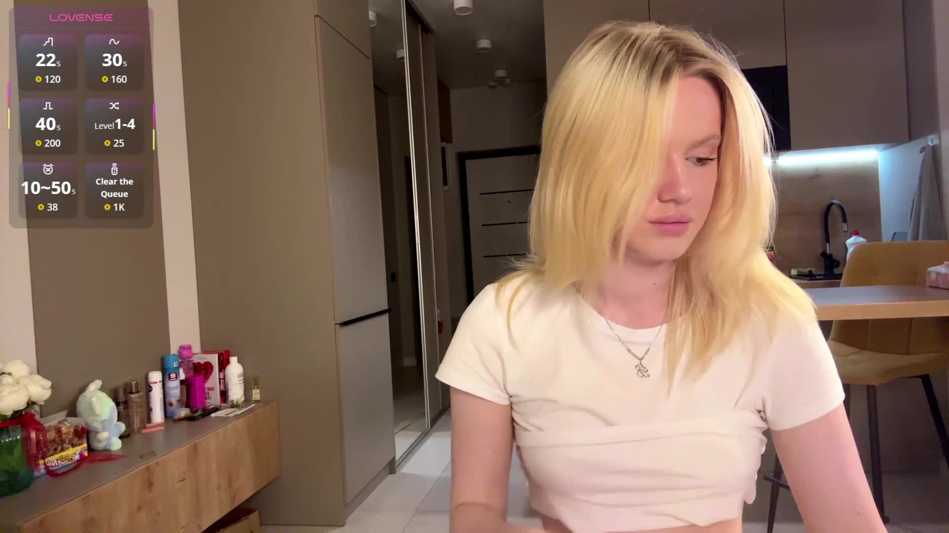moonavelle Live Sex June 15, 2026