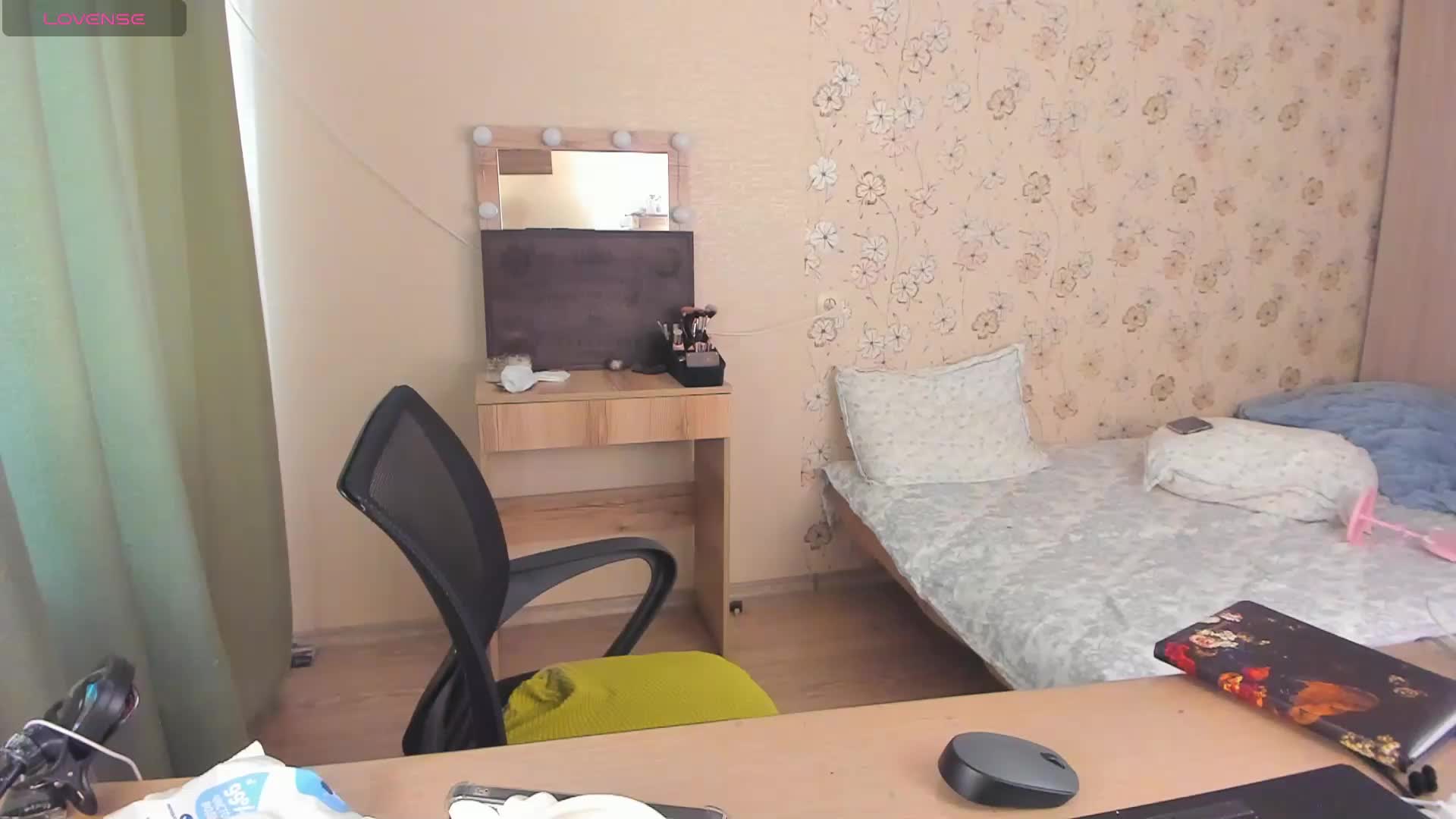 Alicenextdoor Live Sex June 16, 2026